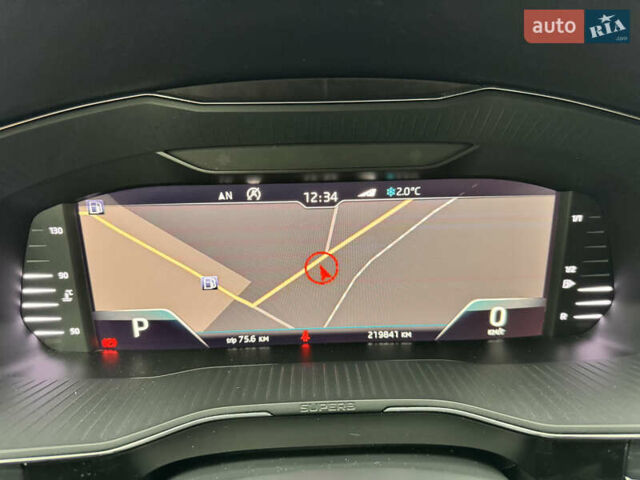 Белый Шкода Суперб, объемом двигателя 1.97 л и пробегом 219 тыс. км за 25500 $, фото 30 на Automoto.ua