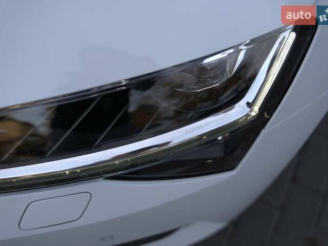 Белый Шкода Суперб, объемом двигателя 1.97 л и пробегом 196 тыс. км за 25500 $, фото 16 на Automoto.ua