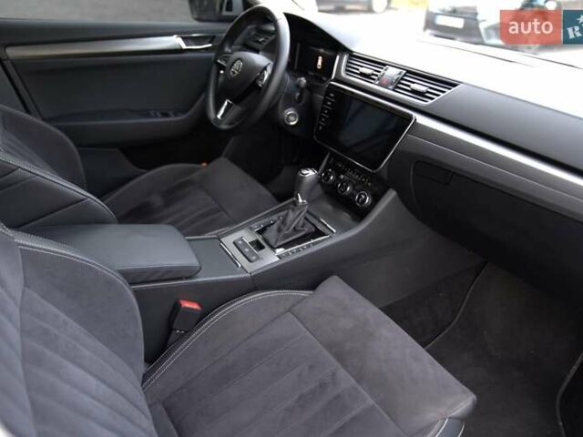 Белый Шкода Суперб, объемом двигателя 1.97 л и пробегом 196 тыс. км за 25500 $, фото 41 на Automoto.ua