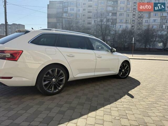 Білий Шкода Суперб, об'ємом двигуна 1.4 л та пробігом 87 тис. км за 31893 $, фото 17 на Automoto.ua