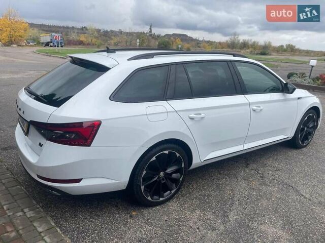 Білий Шкода Суперб, об'ємом двигуна 1.4 л та пробігом 107 тис. км за 24900 $, фото 24 на Automoto.ua