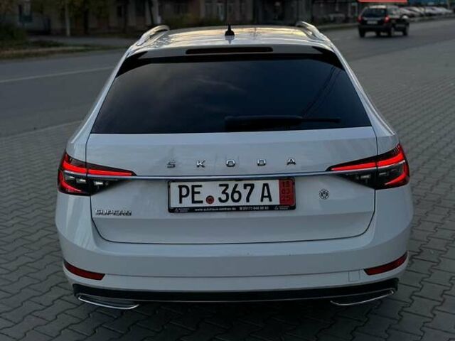 Білий Шкода Суперб, об'ємом двигуна 1.97 л та пробігом 170 тис. км за 29999 $, фото 4 на Automoto.ua