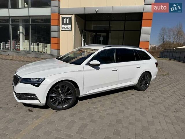 Білий Шкода Суперб, об'ємом двигуна 1.4 л та пробігом 87 тис. км за 31893 $, фото 1 на Automoto.ua
