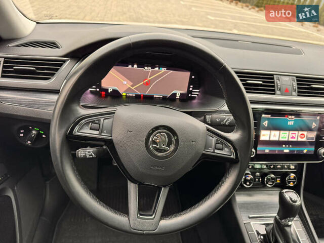 Белый Шкода Суперб, объемом двигателя 1.97 л и пробегом 219 тыс. км за 25500 $, фото 15 на Automoto.ua