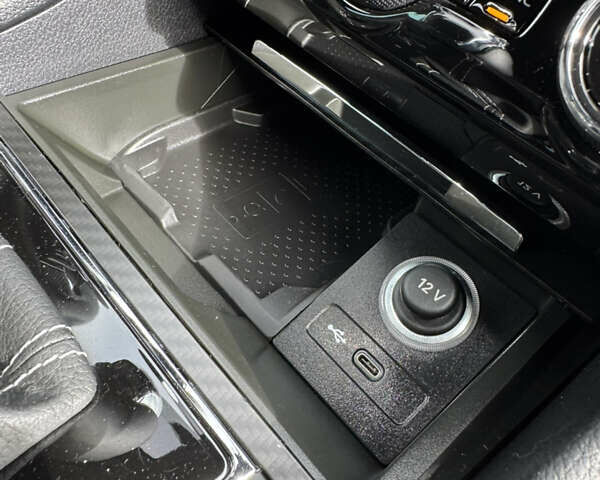 Білий Шкода Суперб, об'ємом двигуна 1.97 л та пробігом 212 тис. км за 27999 $, фото 88 на Automoto.ua