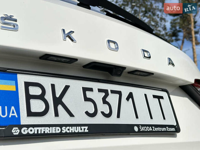 Білий Шкода Суперб, об'ємом двигуна 1.97 л та пробігом 56 тис. км за 28000 $, фото 42 на Automoto.ua