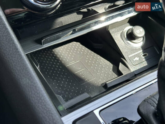 Білий Шкода Суперб, об'ємом двигуна 1.97 л та пробігом 56 тис. км за 28000 $, фото 29 на Automoto.ua