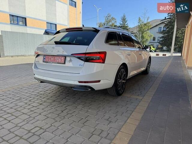 Білий Шкода Суперб, об'ємом двигуна 1.4 л та пробігом 190 тис. км за 24700 $, фото 6 на Automoto.ua
