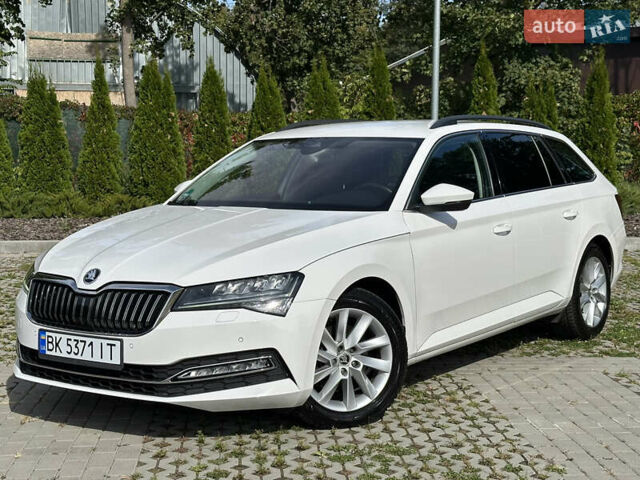 Білий Шкода Суперб, об'ємом двигуна 1.97 л та пробігом 56 тис. км за 28000 $, фото 7 на Automoto.ua