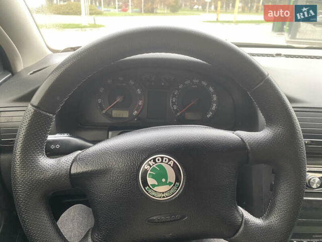 Белый Шкода Суперб, объемом двигателя 1.78 л и пробегом 240 тыс. км за 5000 $, фото 54 на Automoto.ua