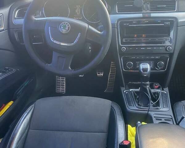 Белый Шкода Суперб, объемом двигателя 1.8 л и пробегом 183 тыс. км за 7400 $, фото 6 на Automoto.ua