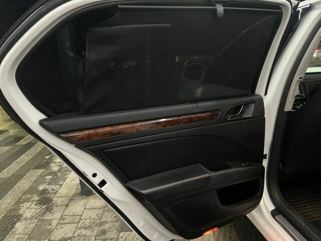 Білий Шкода Суперб, об'ємом двигуна 2 л та пробігом 270 тис. км за 9300 $, фото 20 на Automoto.ua