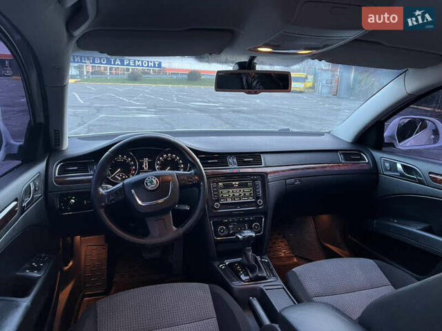 Белый Шкода Суперб, объемом двигателя 2 л и пробегом 270 тыс. км за 8700 $, фото 12 на Automoto.ua