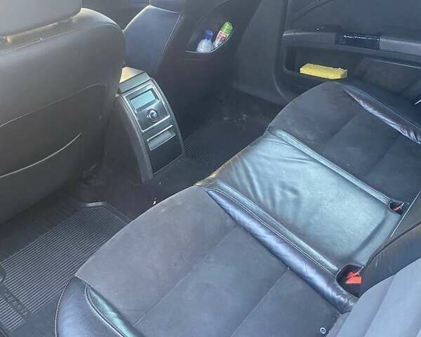 Белый Шкода Суперб, объемом двигателя 1.8 л и пробегом 183 тыс. км за 7400 $, фото 2 на Automoto.ua