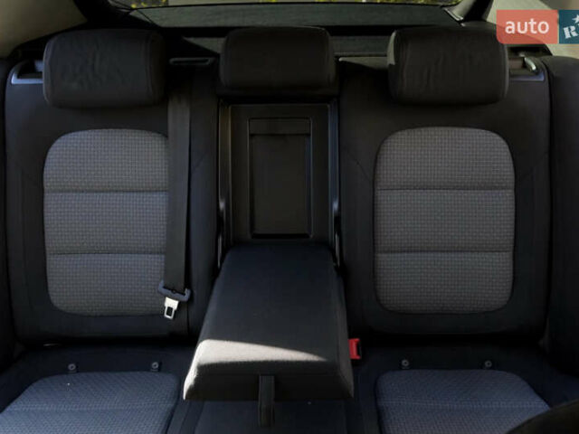 Білий Шкода Суперб, об'ємом двигуна 1.8 л та пробігом 285 тис. км за 8200 $, фото 11 на Automoto.ua