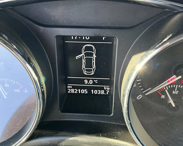 Белый Шкода Суперб, объемом двигателя 1.97 л и пробегом 282 тыс. км за 10500 $, фото 8 на Automoto.ua