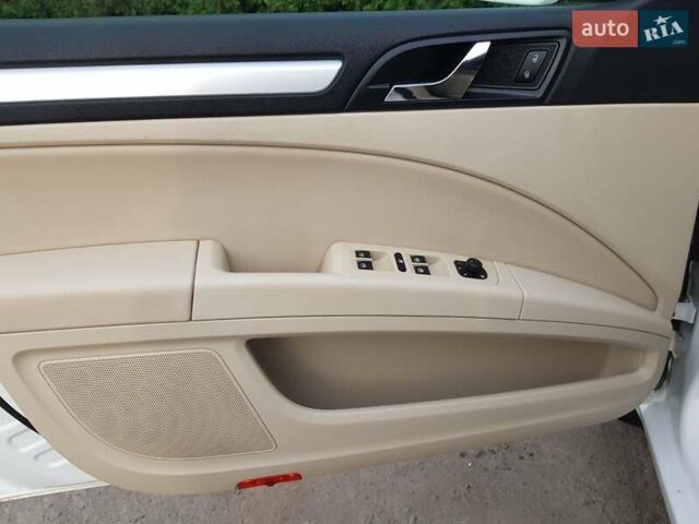 Белый Шкода Суперб, объемом двигателя 1.97 л и пробегом 250 тыс. км за 13600 $, фото 19 на Automoto.ua