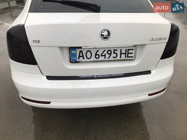 Білий Шкода Суперб, об'ємом двигуна 1.6 л та пробігом 232 тис. км за 7499 $, фото 13 на Automoto.ua