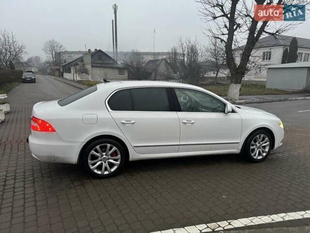 Белый Шкода Суперб, объемом двигателя 1.97 л и пробегом 250 тыс. км за 13600 $, фото 37 на Automoto.ua