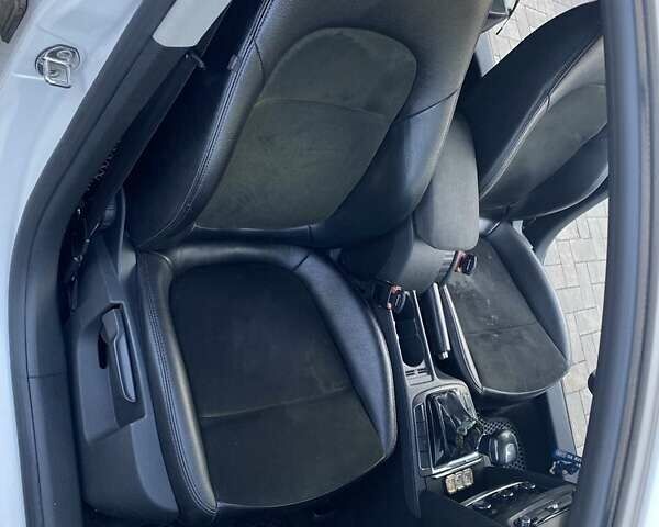 Білий Шкода Суперб, об'ємом двигуна 1.8 л та пробігом 162 тис. км за 10200 $, фото 11 на Automoto.ua