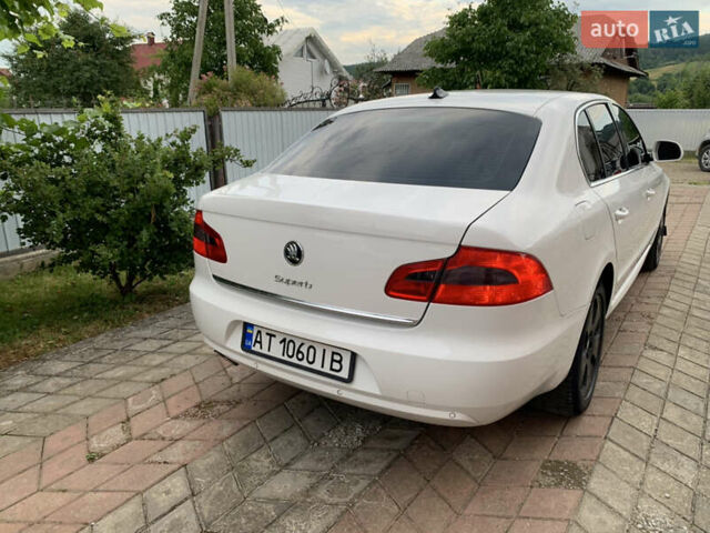 Белый Шкода Суперб, объемом двигателя 1.97 л и пробегом 280 тыс. км за 9200 $, фото 11 на Automoto.ua
