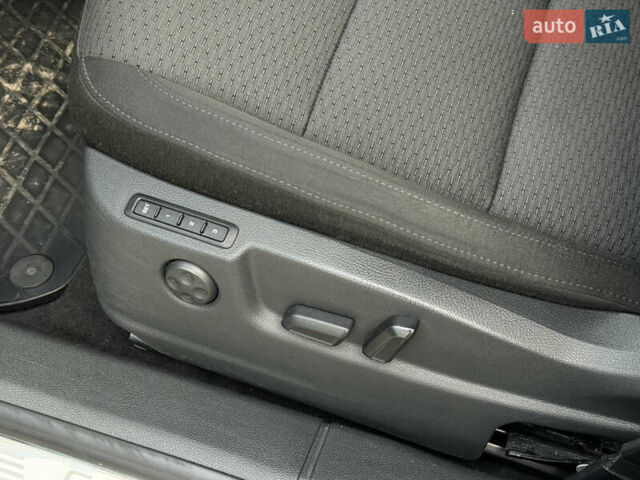 Білий Шкода Суперб, об'ємом двигуна 1.97 л та пробігом 280 тис. км за 12000 $, фото 21 на Automoto.ua