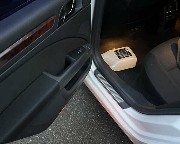 Білий Шкода Суперб, об'ємом двигуна 1.8 л та пробігом 156 тис. км за 8000 $, фото 14 на Automoto.ua