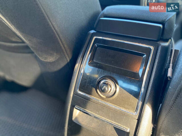 Белый Шкода Суперб, объемом двигателя 1.8 л и пробегом 238 тыс. км за 8999 $, фото 25 на Automoto.ua