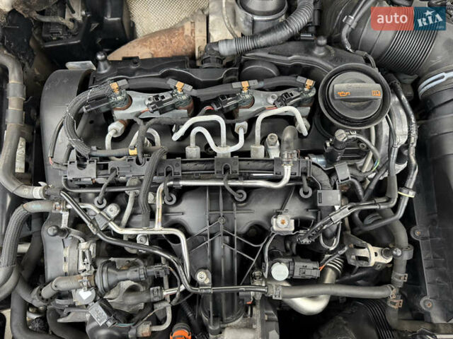 Білий Шкода Суперб, об'ємом двигуна 1.97 л та пробігом 280 тис. км за 12000 $, фото 13 на Automoto.ua