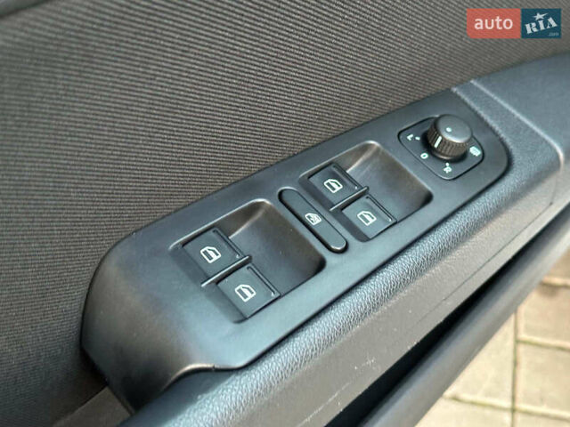 Білий Шкода Суперб, об'ємом двигуна 1.8 л та пробігом 109 тис. км за 10990 $, фото 8 на Automoto.ua