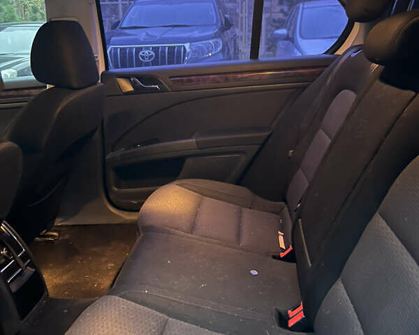 Білий Шкода Суперб, об'ємом двигуна 1.8 л та пробігом 156 тис. км за 8000 $, фото 13 на Automoto.ua