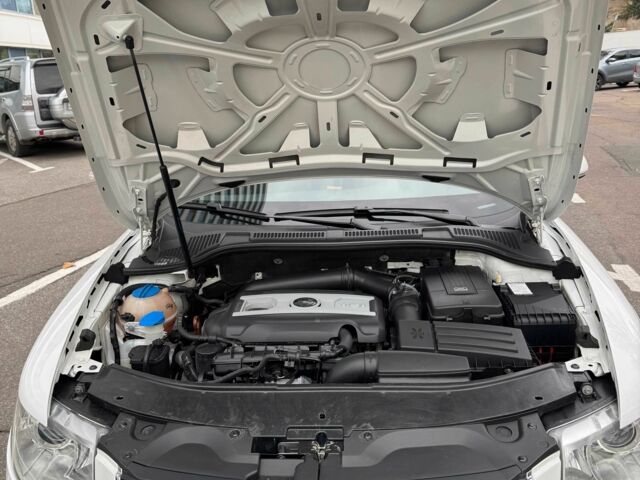 Белый Шкода Суперб, объемом двигателя 1.8 л и пробегом 109 тыс. км за 10500 $, фото 23 на Automoto.ua