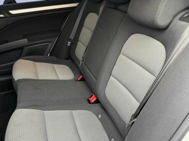 Белый Шкода Суперб, объемом двигателя 1.8 л и пробегом 109 тыс. км за 10500 $, фото 11 на Automoto.ua