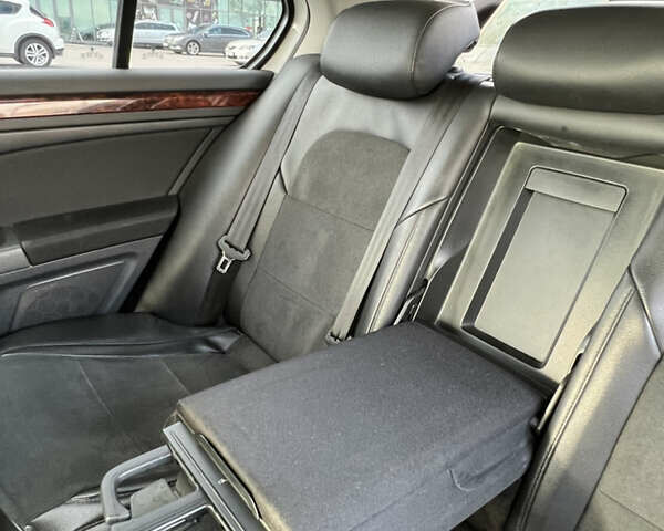 Білий Шкода Суперб, об'ємом двигуна 1.8 л та пробігом 250 тис. км за 9800 $, фото 19 на Automoto.ua