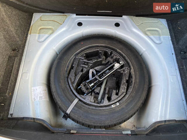 Белый Шкода Суперб, объемом двигателя 1.8 л и пробегом 238 тыс. км за 8999 $, фото 30 на Automoto.ua