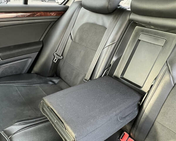 Білий Шкода Суперб, об'ємом двигуна 1.8 л та пробігом 250 тис. км за 9800 $, фото 20 на Automoto.ua