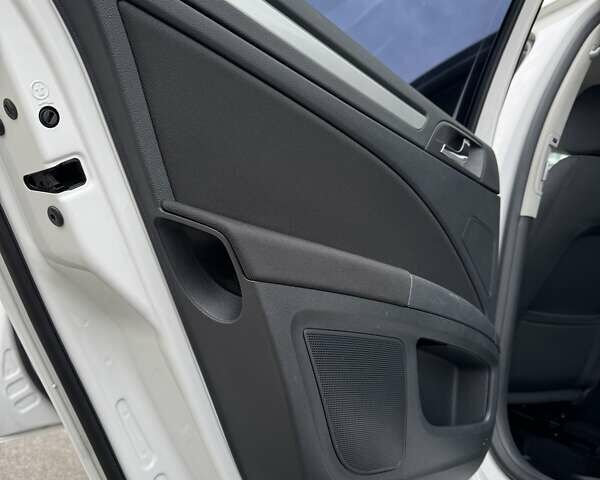 Белый Шкода Суперб, объемом двигателя 1.8 л и пробегом 109 тыс. км за 10500 $, фото 28 на Automoto.ua