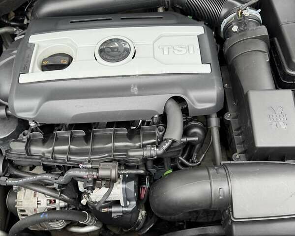 Белый Шкода Суперб, объемом двигателя 1.8 л и пробегом 109 тыс. км за 10500 $, фото 11 на Automoto.ua