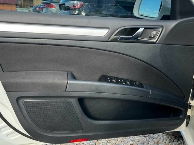 Шкода Суперб 2012 у Коломые на Automoto.ua Білий Шкода Суперб, об'ємом двигуна 2 л та пробігом 254 тис. км за 9200 $, фото 23 на Automoto.ua