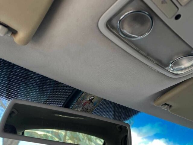 Шкода Суперб 2012 у Коломые на Automoto.ua Білий Шкода Суперб, об'ємом двигуна 2 л та пробігом 254 тис. км за 9200 $, фото 14 на Automoto.ua