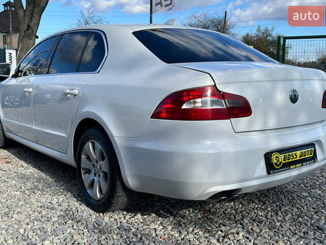 Шкода Суперб 2012 у Коломые на Automoto.ua Білий Шкода Суперб, об'ємом двигуна 1.97 л та пробігом 254 тис. км за 9200 $, фото 5 на Automoto.ua