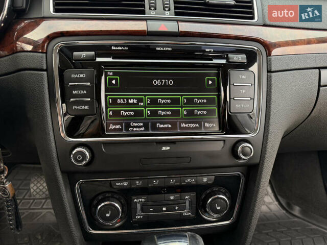 Білий Шкода Суперб, об'ємом двигуна 1.97 л та пробігом 280 тис. км за 12000 $, фото 26 на Automoto.ua