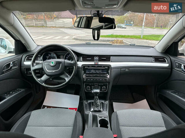 Білий Шкода Суперб, об'ємом двигуна 1.8 л та пробігом 230 тис. км за 8190 $, фото 25 на Automoto.ua