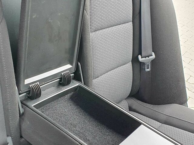 Белый Шкода Суперб, объемом двигателя 1.8 л и пробегом 287 тыс. км за 8500 $, фото 10 на Automoto.ua
