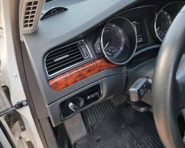 Белый Шкода Суперб, объемом двигателя 1.8 л и пробегом 169 тыс. км за 10300 $, фото 13 на Automoto.ua