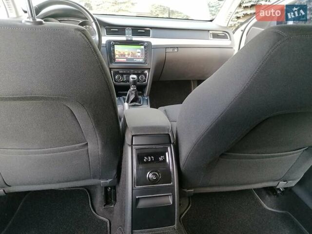 Білий Шкода Суперб, об'ємом двигуна 1.8 л та пробігом 162 тис. км за 11700 $, фото 11 на Automoto.ua