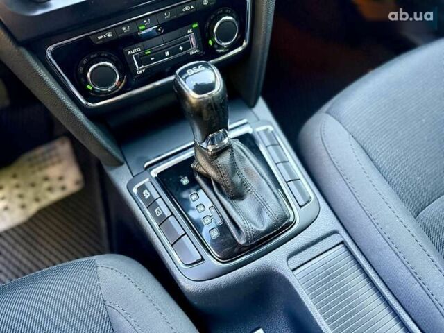 Белый Шкода Суперб, объемом двигателя 1.8 л и пробегом 160 тыс. км за 10500 $, фото 29 на Automoto.ua