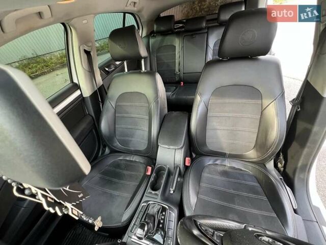 Белый Шкода Суперб, объемом двигателя 1.8 л и пробегом 256 тыс. км за 10450 $, фото 23 на Automoto.ua