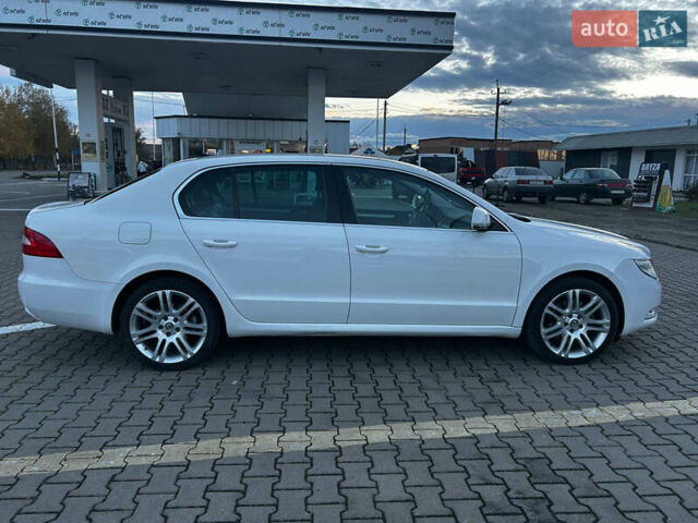 Шкода Суперб 2013 у Чернівцях на Automoto.ua Білий Шкода Суперб, об'ємом двигуна 1.8 л та пробігом 170 тис. км за 11800 $, фото 2 на Automoto.ua