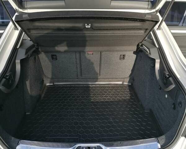 Білий Шкода Суперб, об'ємом двигуна 1.8 л та пробігом 162 тис. км за 11700 $, фото 9 на Automoto.ua